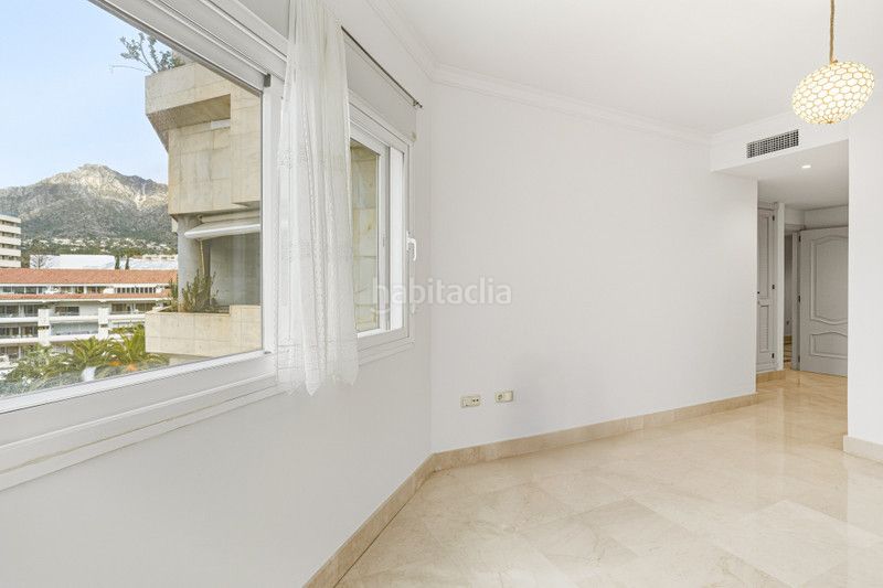 Foto 807ebdc9-7093-4794-850d-7037ad3cc045. Apartament amb aparcament piscina a Puente Romano Marbella