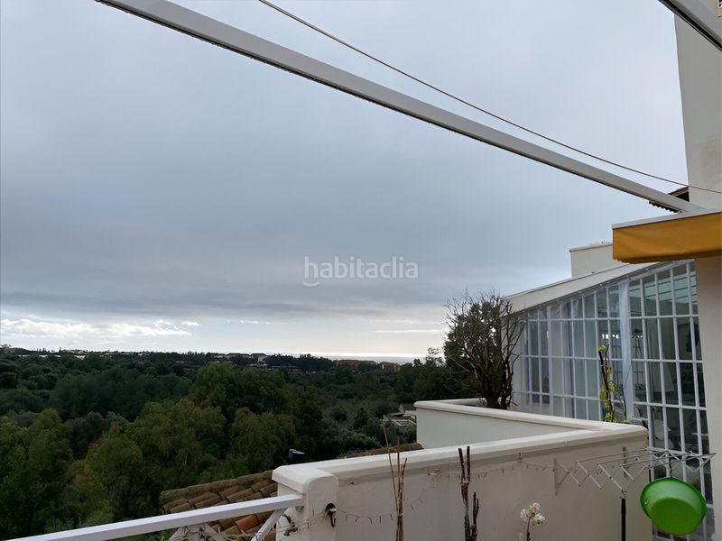 Foto b4053592-9362-4c8e-ab6c-0044ed73cfbc. Apartament amb aparcament piscina a Río Real Marbella