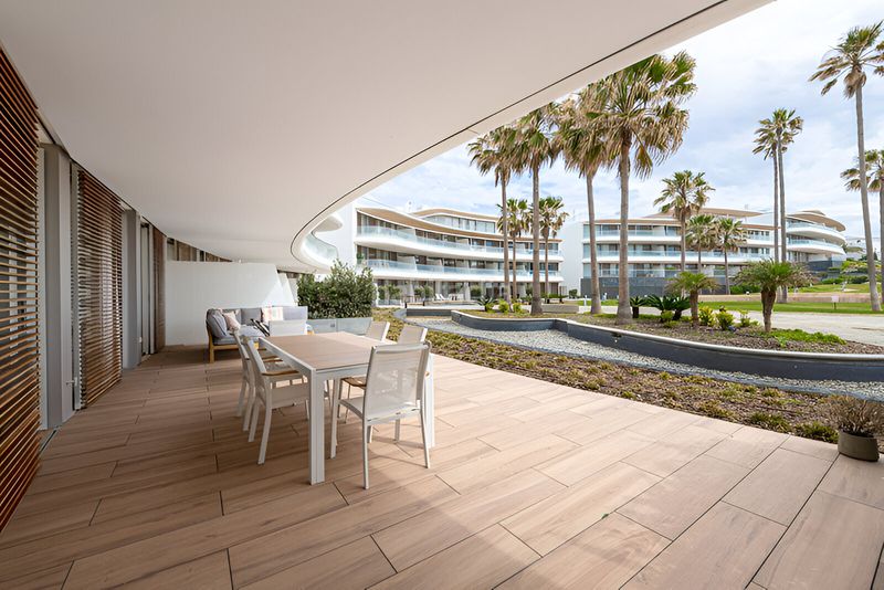 Foto ce9798d0-2142-4f31-82fb-2f8619e0f8da. Planta baixa amb aparcament piscina a Centro Estepona