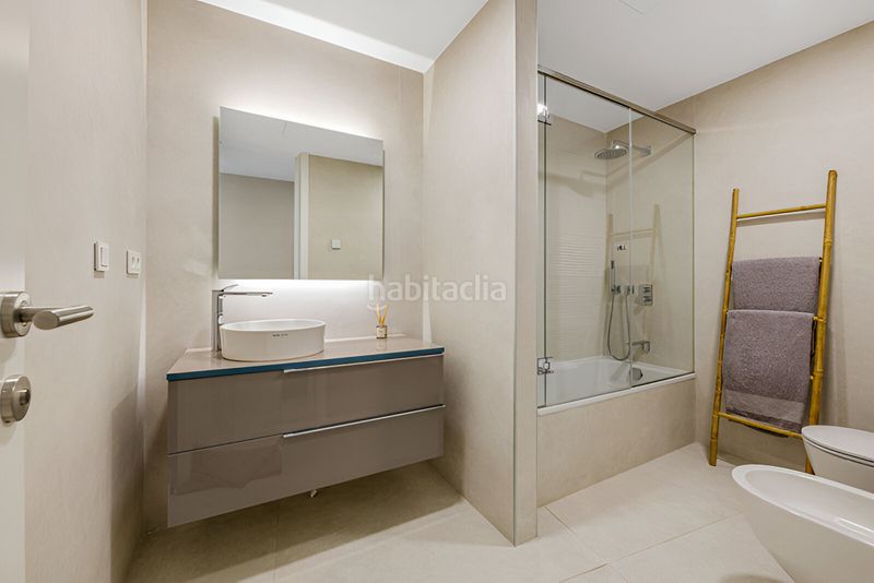 Foto f03a94b9-7354-43da-a4b5-7399062d4bf3. Planta baixa amb aparcament piscina a Centro Estepona