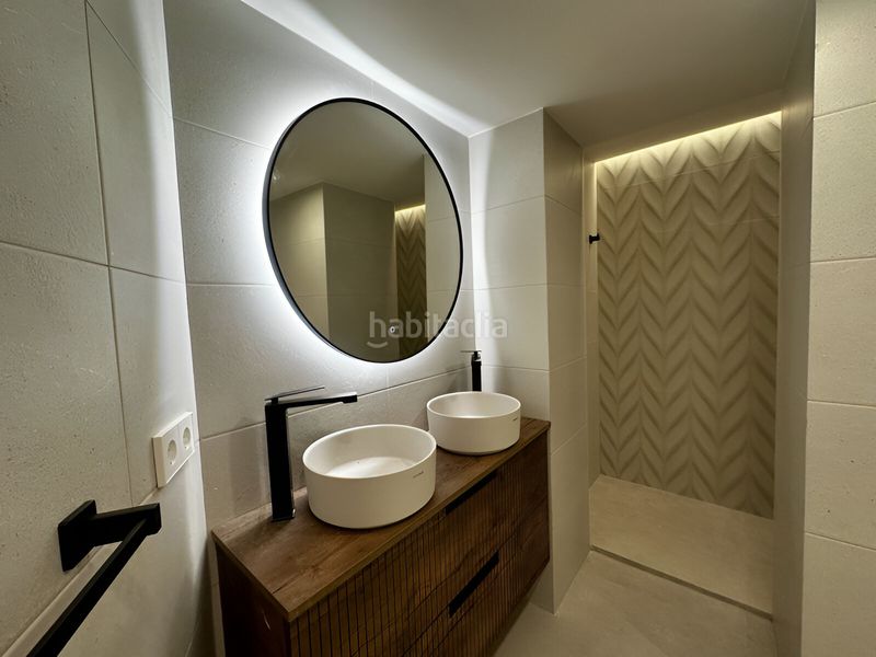 Foto 5bda378f-cdbb-4592-9081-973198fdb0b2. Apartament amb calefacció aparcament piscina a Playa Bajadilla - Puertos Marbella