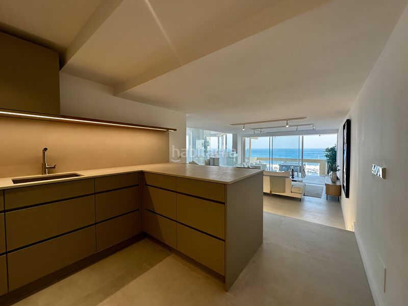 Foto fd0568ad-c04e-4790-9712-f125358d7316. Apartament amb calefacció aparcament piscina a Playa Bajadilla - Puertos Marbella