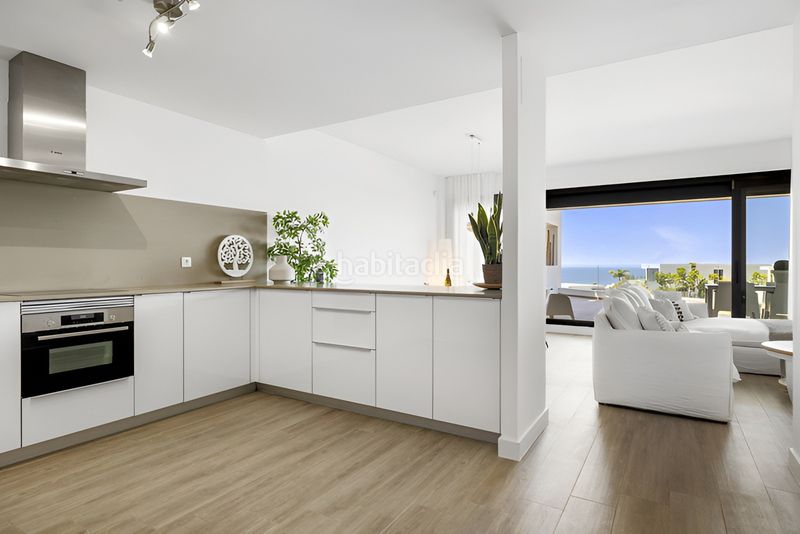 Foto 7c66c7ad-92dc-479a-a74d-25c22002453e. Planta baixa amb aparcament piscina a Cabopino - Artola Marbella