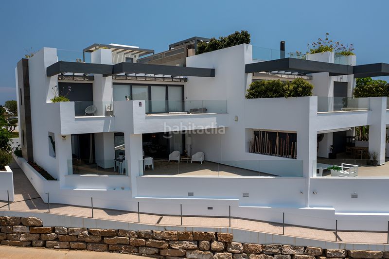 Foto 87241979-ef0b-4859-9cf1-8e783348246c. Planta baixa amb aparcament piscina a Cabopino - Artola Marbella