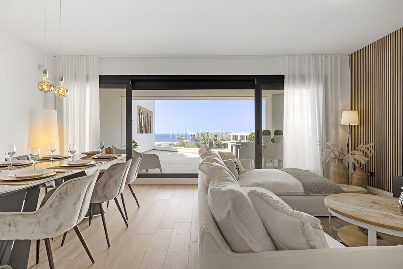 Foto c074f3c3-20dc-4f17-8e0d-427981e0e940. Planta baixa amb aparcament piscina a Cabopino - Artola Marbella