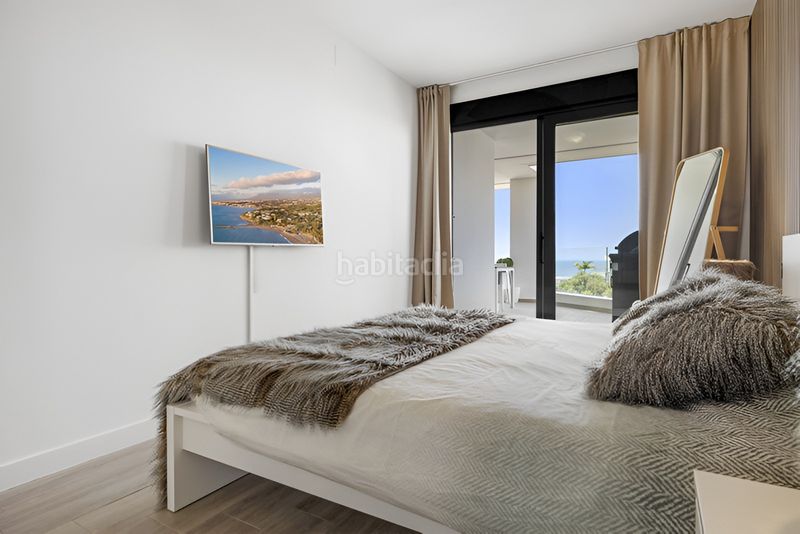 Foto dd895628-157b-429e-a7a1-ba9efd0243f9. Planta baixa amb aparcament piscina a Cabopino - Artola Marbella