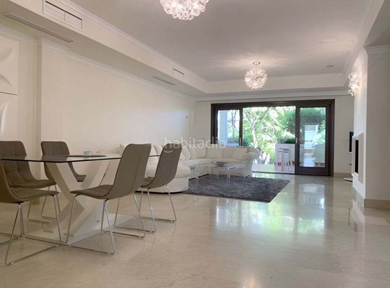 Foto 788f54a6-ca0c-4c16-8fec-c9705b562ea9. Planta baixa amb aparcament piscina a Puente Romano Marbella