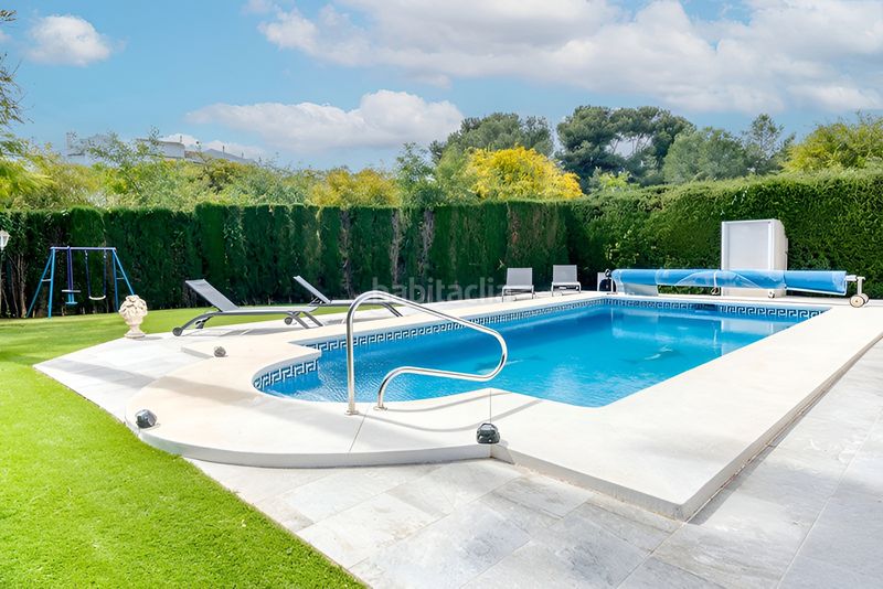 Foto 0e68b407-ea3e-44e6-89ee-de7685dd0a57. Casa amb aparcament piscina a Calahonda Mijas