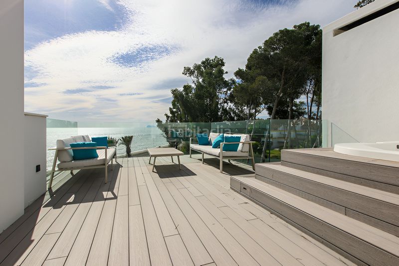 Foto 9bf66ef0-4c46-4e90-9dd6-f731c6d3350d. Casa adossada amb aparcament piscina a Centro Estepona