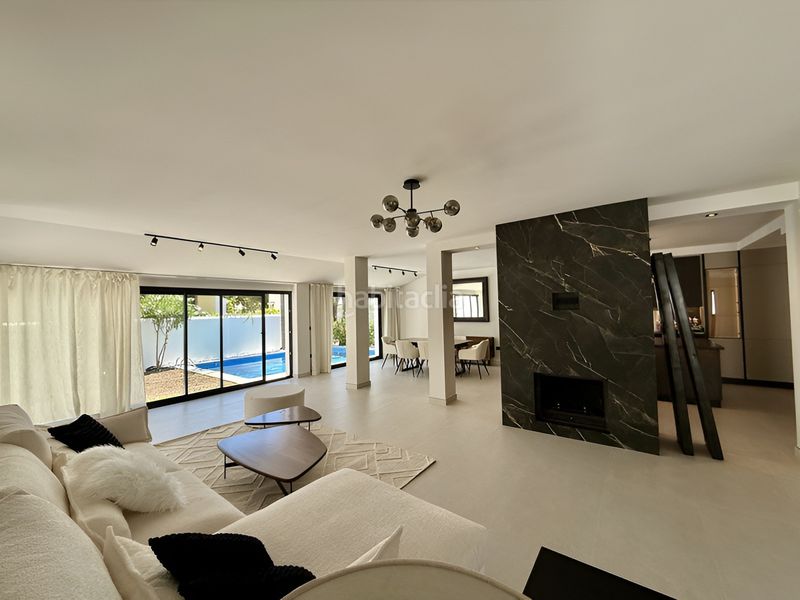 Foto 492f3adf-3e6e-4d77-8443-f5570350dc60. Casa amb aparcament piscina a Playa Bajadilla - Puertos Marbella