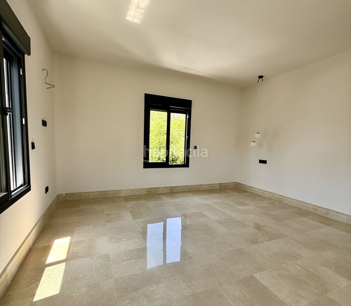 Foto 6bfb3e07-7657-446e-9073-58c56b077206. Casa amb aparcament piscina a Playa Bajadilla - Puertos Marbella