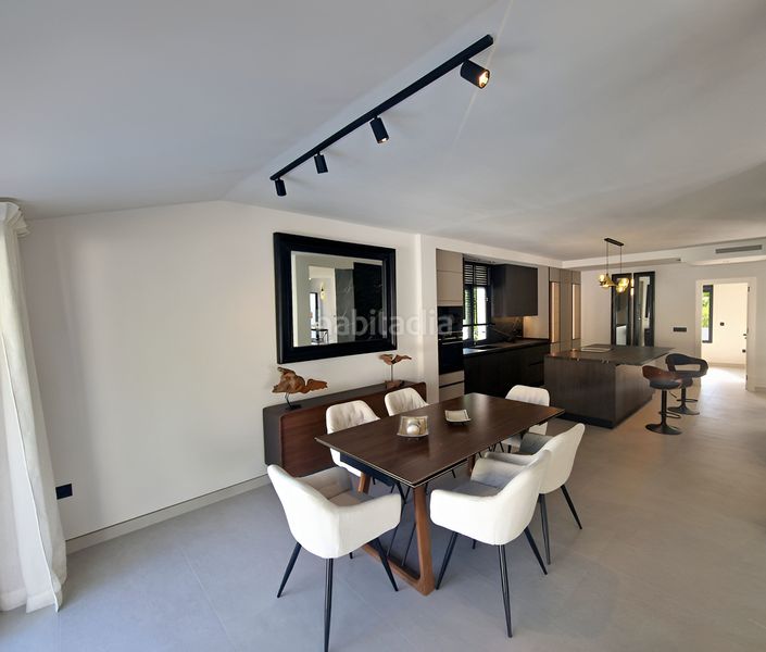 Foto 9d8f6439-87a8-447d-9a7d-2128d75481b9. Casa amb aparcament piscina a Playa Bajadilla - Puertos Marbella