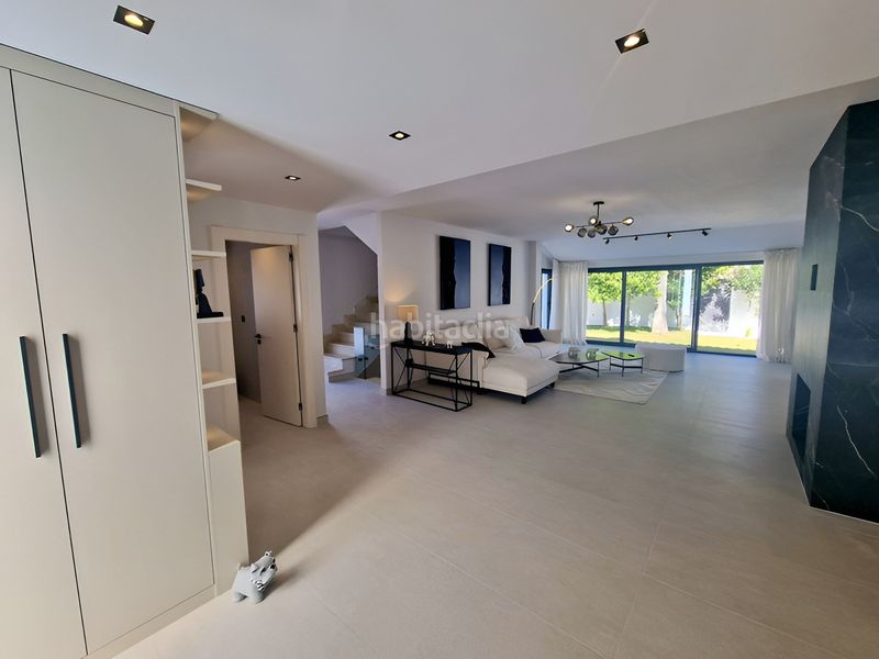 Foto a30a558f-0b08-4994-8004-0638eb397d8d. Casa amb aparcament piscina a Playa Bajadilla - Puertos Marbella