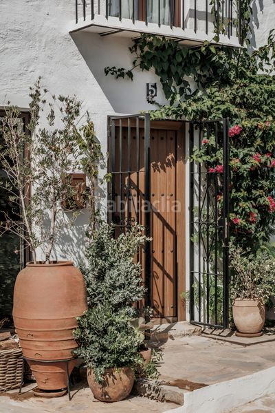 Foto 97575ad3-62ad-4cc2-b101-1c45aa0120aa. Casa adossada a Los Naranjos Marbella