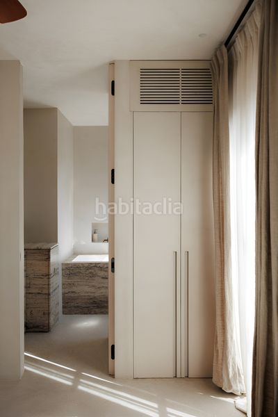 Foto f0f9bd5d-01ad-4d9d-b3a3-1c22f88acfbd. Casa adossada a Los Naranjos Marbella