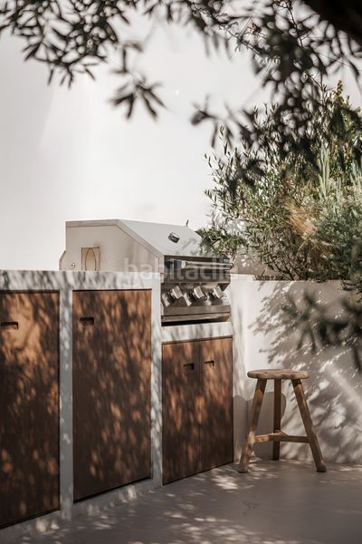 Foto f5ca7aa5-f12c-48a0-a4ff-f4286cbcc602. Casa adossada a Los Naranjos Marbella