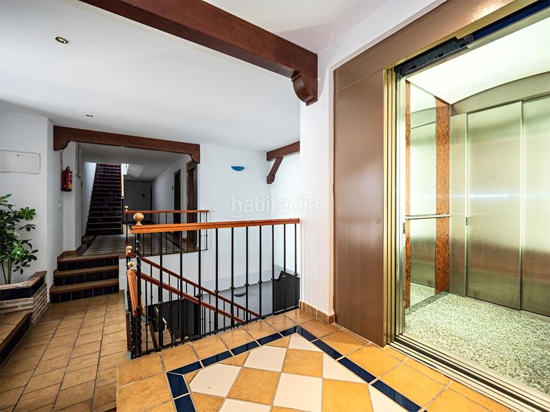 Foto 4760c542-b9b5-4e54-9e54-d4d18b07928b. Planta baja apartamento en planta media en the golden mile en Marbella