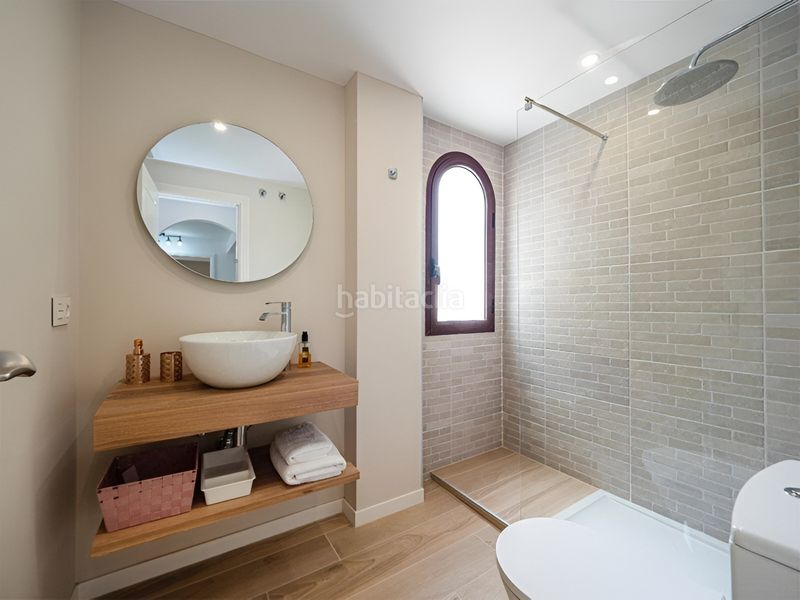 Foto 94ad07bc-58ca-4f5f-a6dd-186cb1a835ad. Planta baja apartamento en planta media en the golden mile en Marbella