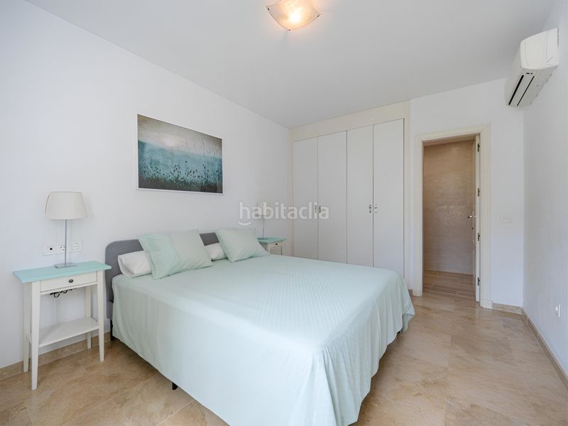 Foto b86d7075-127e-4278-9826-6052c781faab. Planta baja apartamento en planta media en the golden mile en Marbella