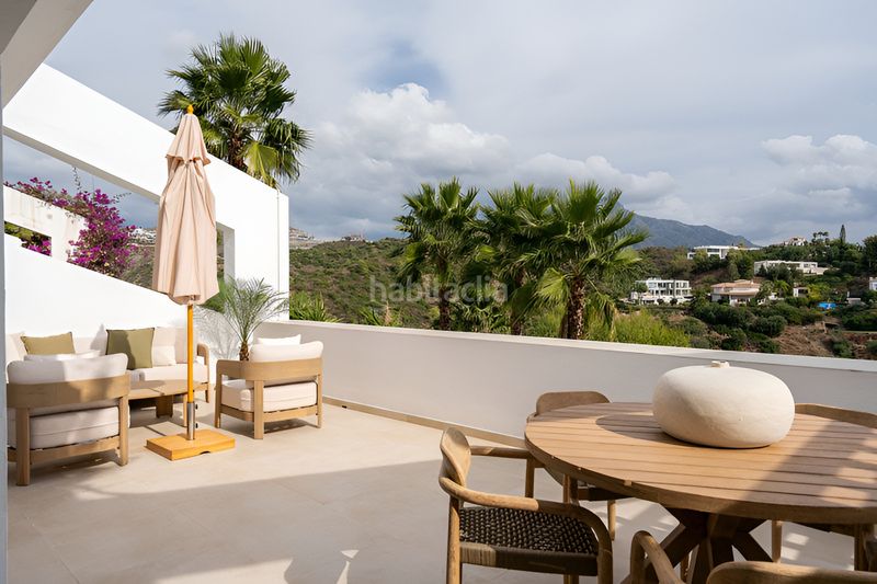 Foto a830ab21-a02f-436b-84de-b828b4d973d7. Apartament amb aparcament piscina a La Quinta Benahavís