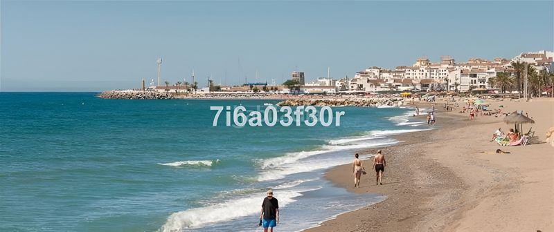 Foto 46b12240-b0d9-4cbd-8b78-31407894b7aa. Apartament amb aparcament piscina a San Pedro de Alcántara Pueblo Marbella
