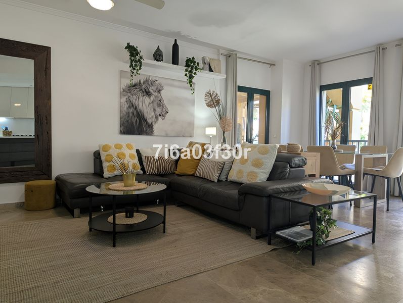 Foto 57803a35-b2e2-491c-b7fe-acf6532e5d77. Apartament amb aparcament piscina a San Pedro de Alcántara Pueblo Marbella