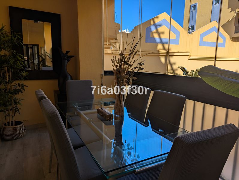 Foto f496174f-5ae0-41e2-8f85-e076a67aa033. Apartament amb aparcament piscina a San Pedro de Alcántara Pueblo Marbella