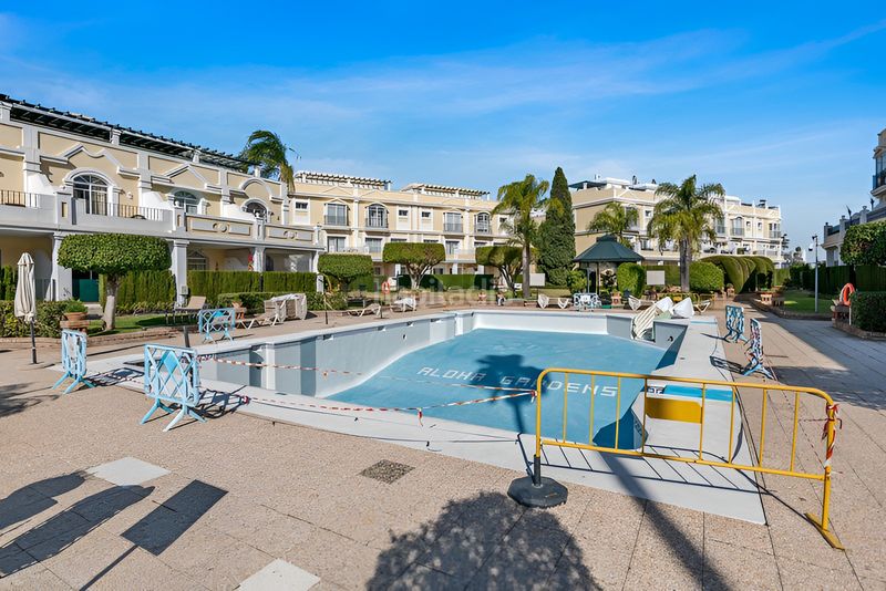 Foto 4da3123c-bb92-4fdc-ac14-682ade37d7fa. Planta baixa amb aparcament piscina a Playa Bajadilla - Puertos Marbella