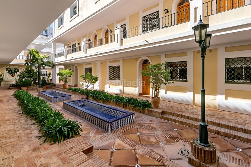 Foto 6cd41bdb-a628-4ee5-9b6d-3677f6387abb. Planta baixa amb aparcament piscina a Playa Bajadilla - Puertos Marbella