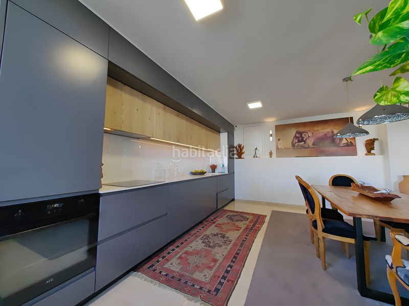 Foto 2dc81f02-0d1e-4ad6-8b9f-356bbf55c3ab. Dúplex amb aparcament piscina a Centro Estepona