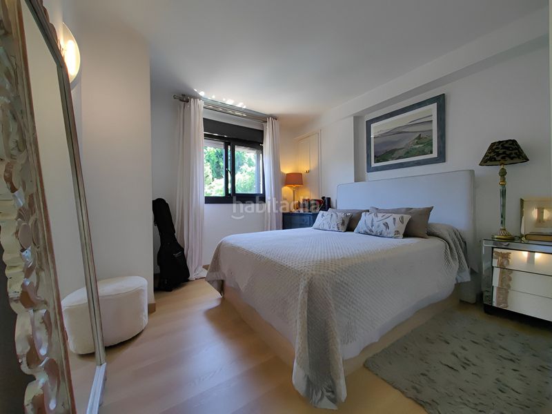 Foto 5a776a70-b7b2-4575-8e25-88f5609c2584. Dúplex amb aparcament piscina a Centro Estepona