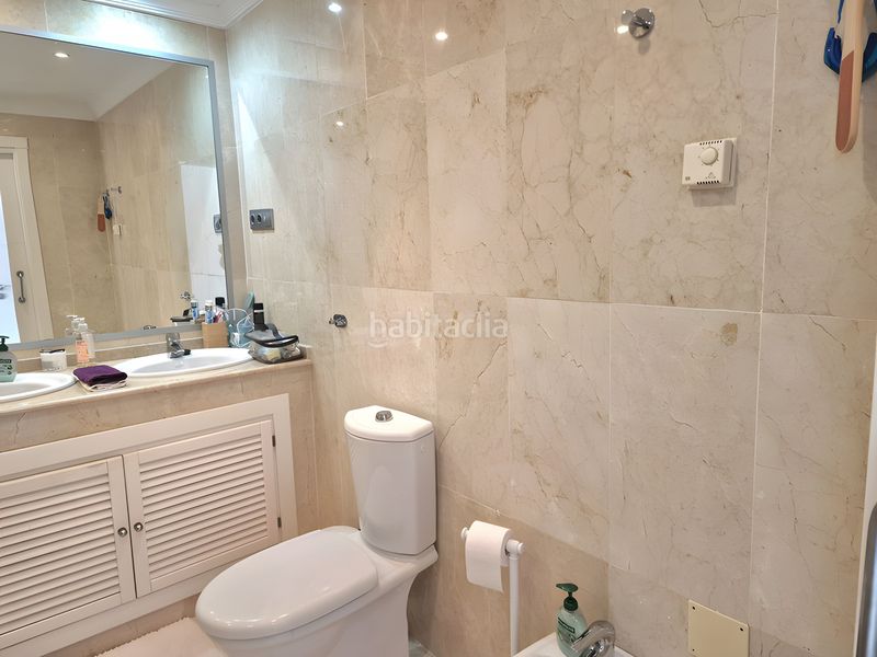 Foto 61db46ce-7dac-4536-9b36-e8e9c908ea7e. Apartament amb aparcament piscina a Nueva Andalucía centro Marbella