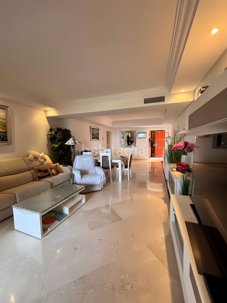 Foto 1290bed8-b344-46ab-a810-ef51e4ad1ed4. Apartament amb aparcament piscina a Centro Estepona