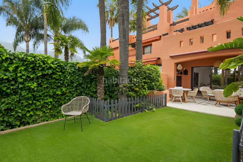 Foto 95e0bce0-ee3e-46d5-b769-fba891014b5e. Casa adossada amb aparcament piscina a Puente Romano Marbella
