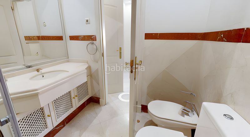 Foto b7c3b98c-473a-470d-883d-2d99f1a441ad. Apartament amb calefacció aparcament piscina a Playa Bajadilla - Puertos Marbella