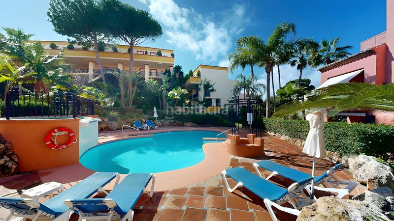 Foto b9055702-9be7-4d25-a12f-53f9726d85c4. Apartament amb calefacció aparcament piscina a Playa Bajadilla - Puertos Marbella
