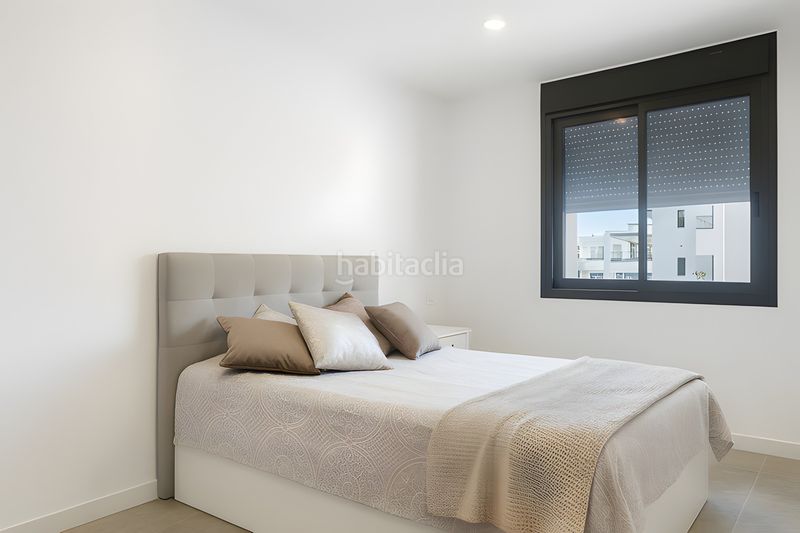 Foto ed34b321-b61b-408e-83c2-c392c6218f64. Àtic amb aparcament piscina a Huerta Nueva Estepona