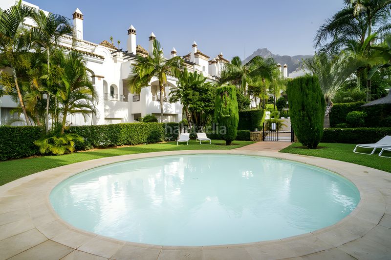 Foto 8b5ac296-7785-408b-82e0-5618cf720268. Apartament amb aparcament piscina a Sierra Blanca Marbella