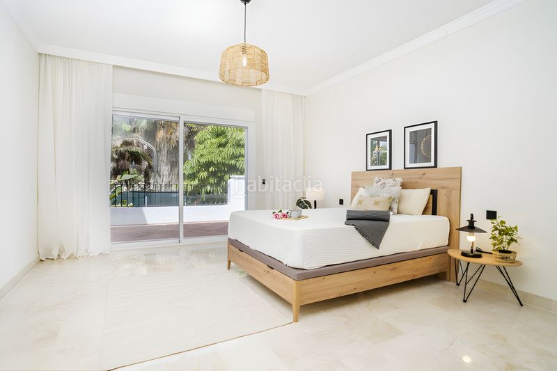 Foto b3c68e03-4e7b-4b2c-a350-e5b5c08feea9. Apartament amb aparcament piscina a Sierra Blanca Marbella
