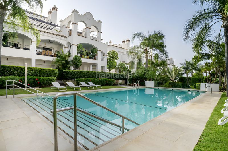 Foto ca668bfd-a916-4655-a48f-dca4db3da1dd. Apartament amb aparcament piscina a Sierra Blanca Marbella