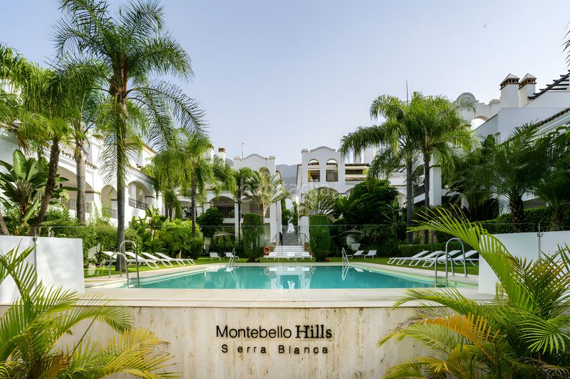 Foto cd2f74da-bdde-40fe-a424-aeb190dae226. Apartament amb aparcament piscina a Sierra Blanca Marbella