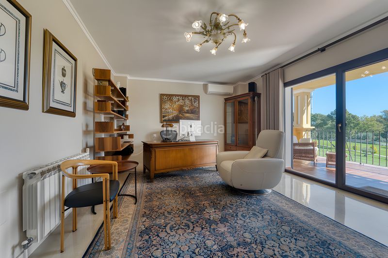 Foto 54b48173-d552-44fa-a054-77b2b4f5deee. Casa amb aparcament piscina a Guadalmina Alta Marbella