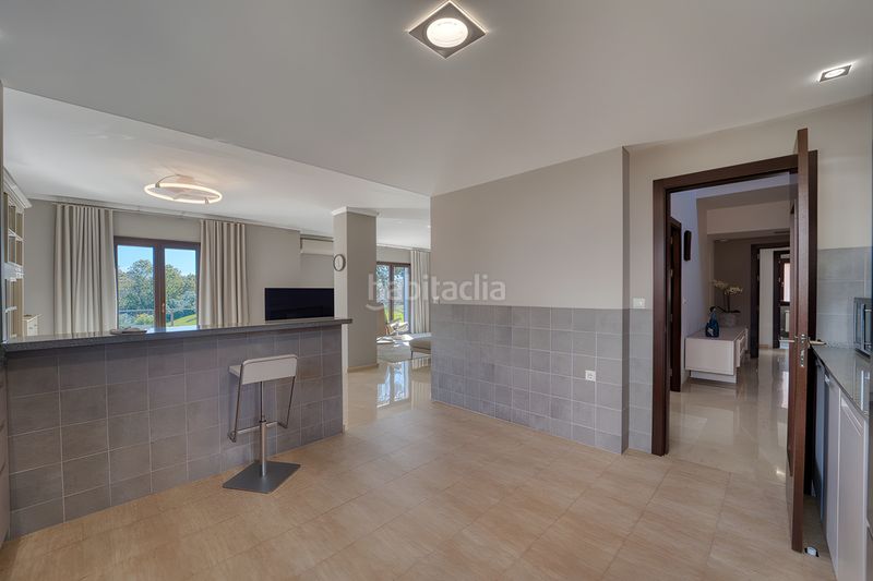 Foto b479ba85-db37-455b-8d95-a8ab1de778cc. Casa amb aparcament piscina a Guadalmina Alta Marbella