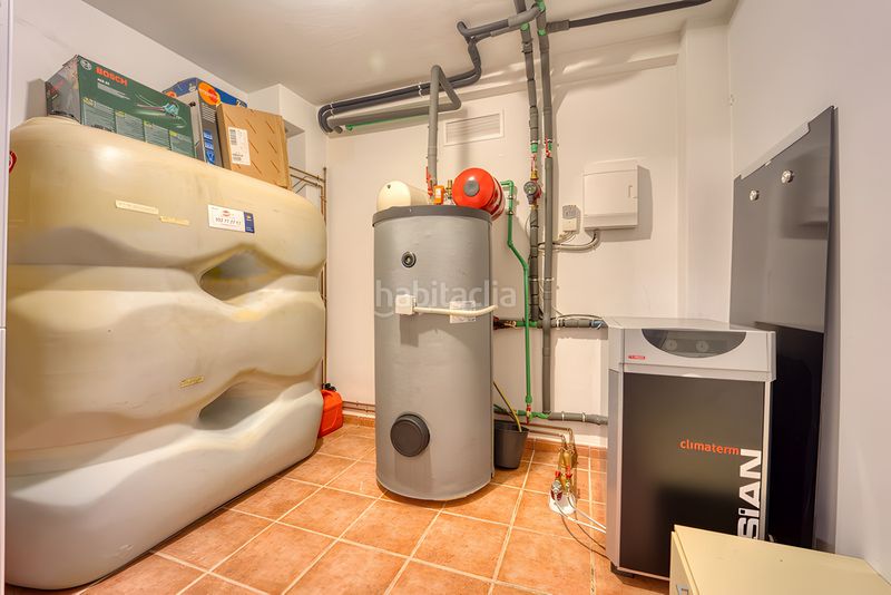 Foto d8ccb829-3524-4e43-a8fd-743e5dfb3c29. Casa amb aparcament piscina a Guadalmina Alta Marbella