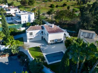 Casa a Nueva Andalucía centro