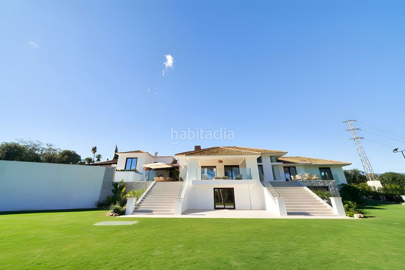 Foto 3a340b37-42a4-4424-ba8a-f3fe17c787d1. Casa amb aparcament piscina a Guadalmina Alta Marbella
