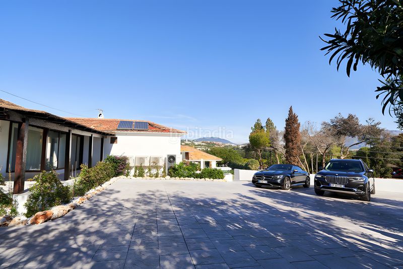 Foto 8ec8941f-17c2-44c8-835b-287514d3ed01. Casa amb aparcament piscina a Guadalmina Alta Marbella