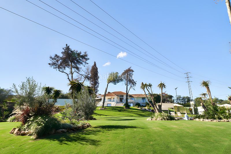 Foto d43cc35b-e6f4-4f6d-a9b6-7dc15c7be348. Casa amb aparcament piscina a Guadalmina Alta Marbella