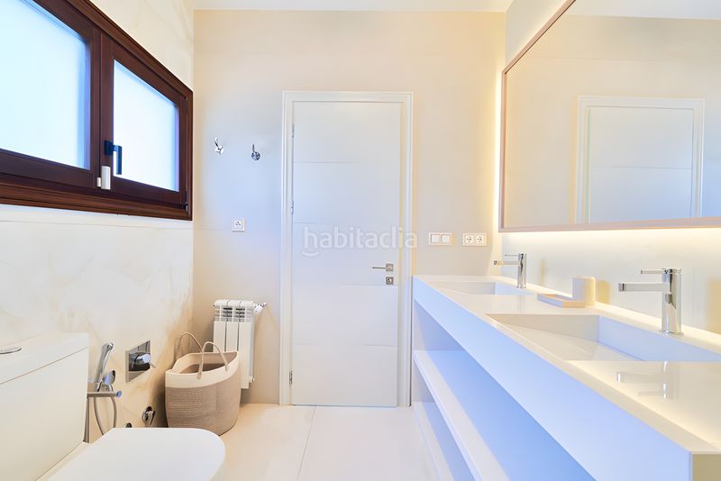 Foto f269189b-64f6-4a38-a208-94610607022f. Casa amb aparcament piscina a Guadalmina Alta Marbella