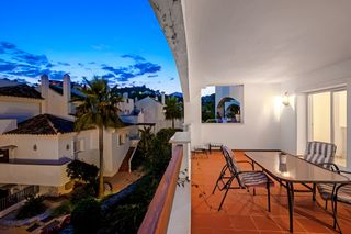Apartament a Nueva Andalucía centro